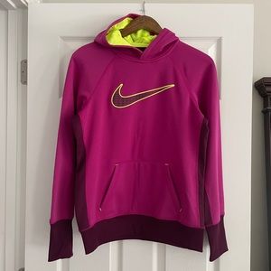 Women’s Dri fit sweatshirt